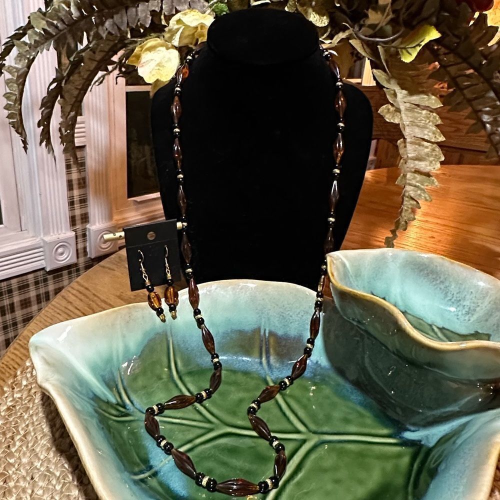 Vintage Handmade Artisan Premium Glass Beaded 36” Flapper Necklace & Earrings